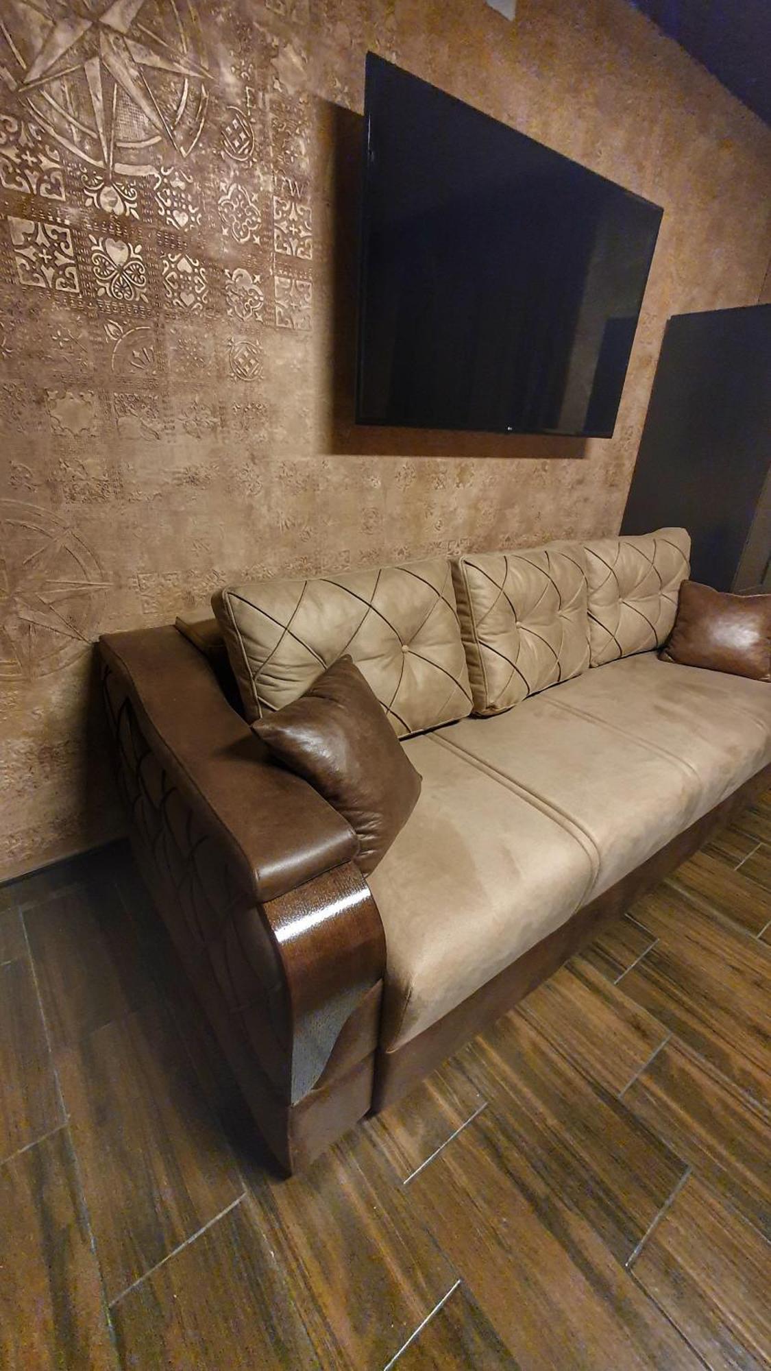 Castello Inn Smederevska Palanka Екстер'єр фото